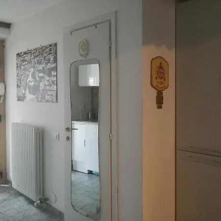 Casa Della Dama * קומו